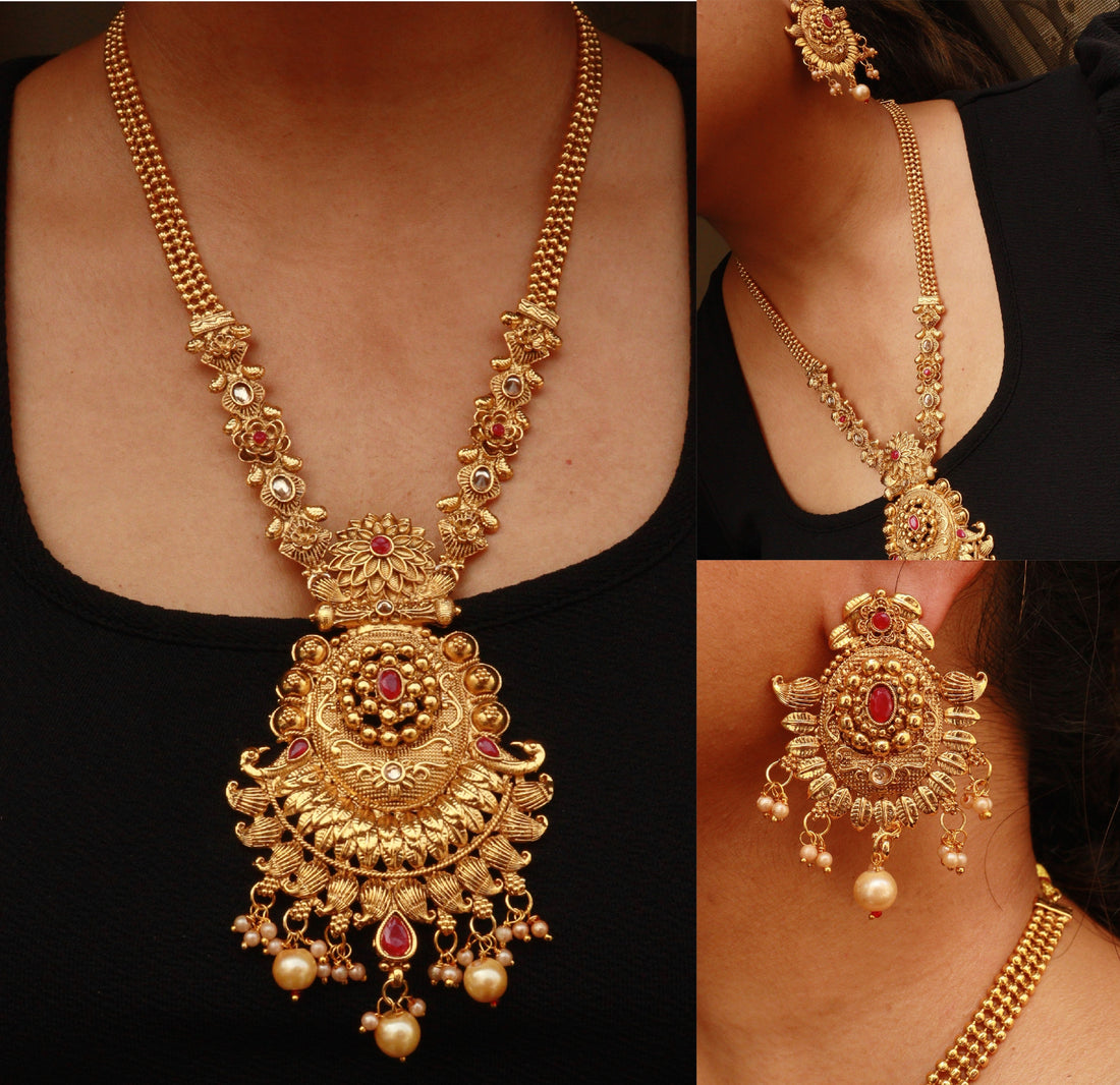 Timeless Elegance — The Beauty of Traditional Jewelry