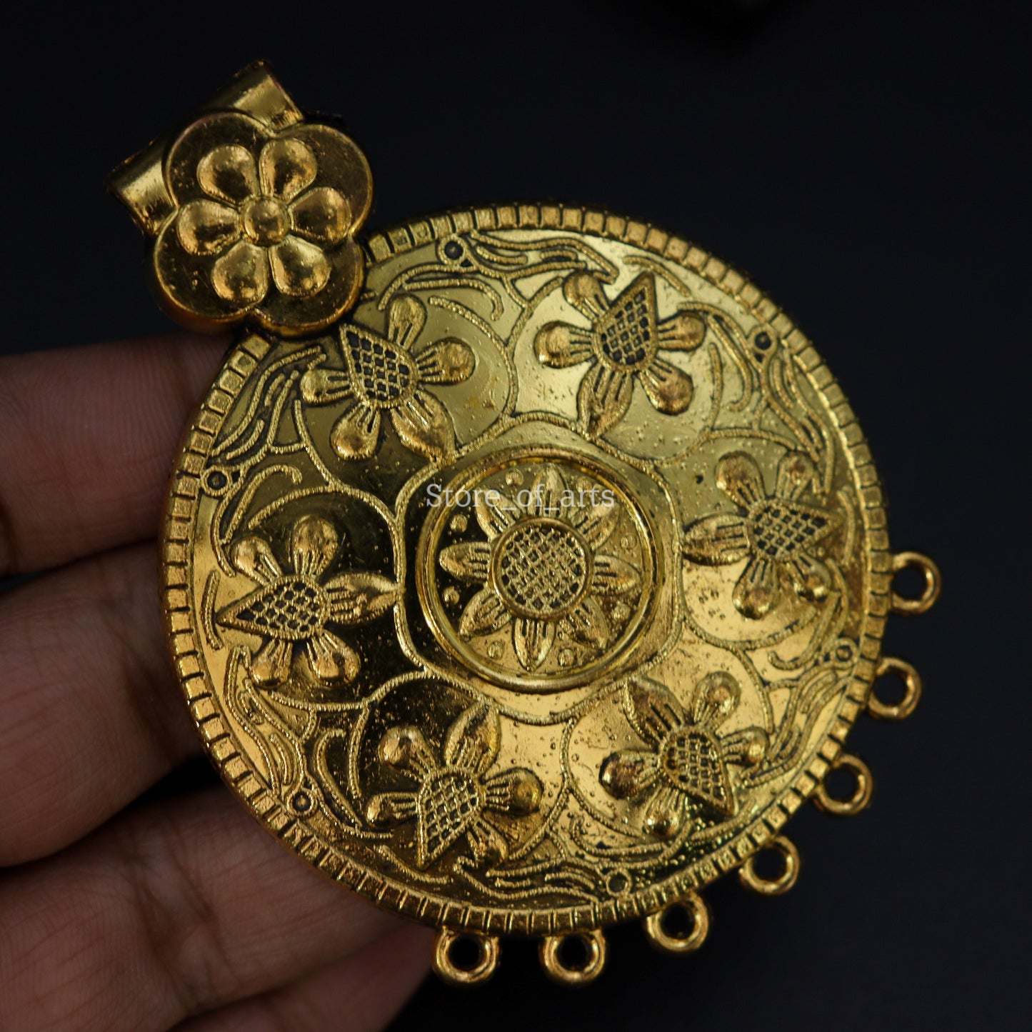 Bombay Gold Round Pendant For Necklace Making, Pack of 10pcs