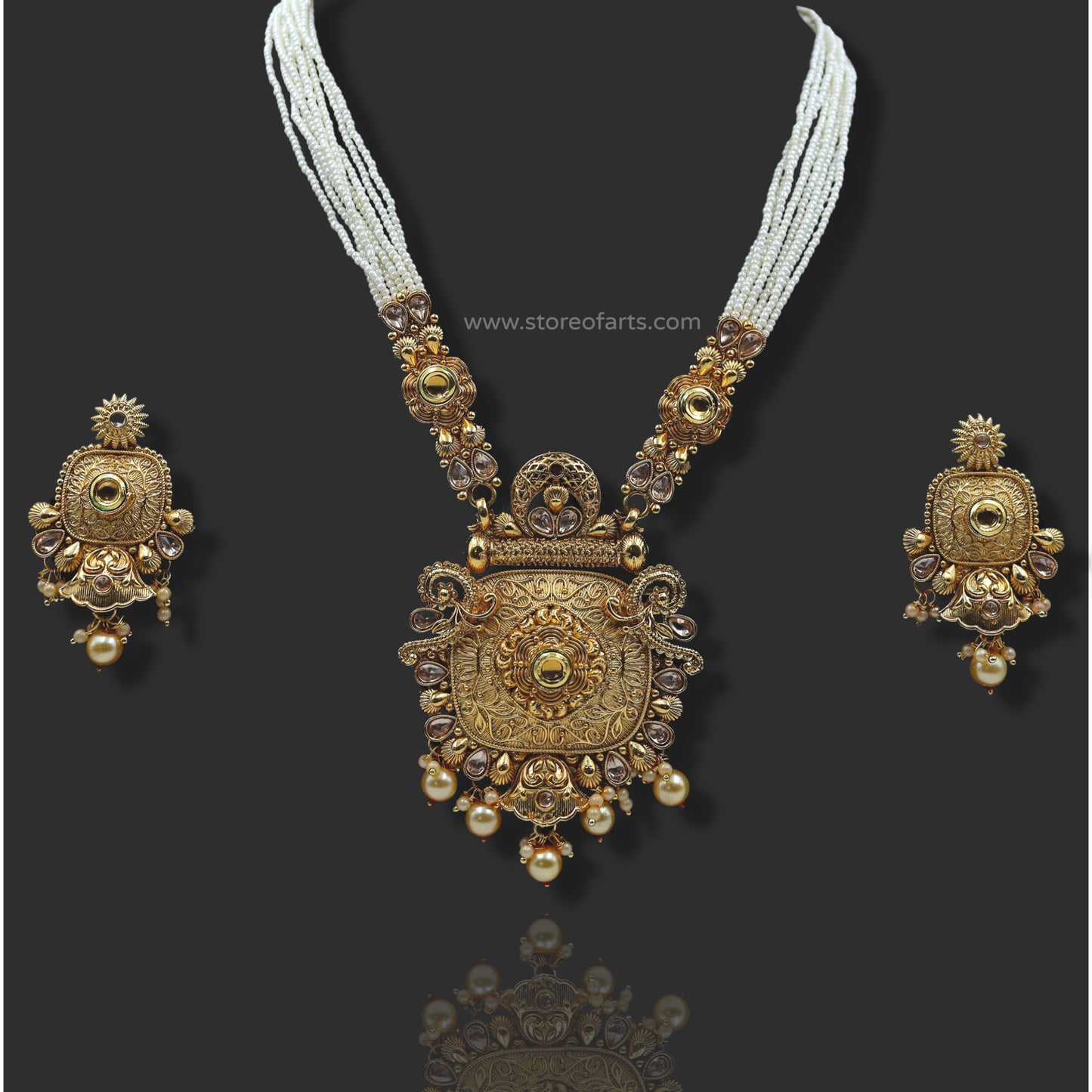 Exquisite Temple Jewelry Necklace Set: Timeless Elegance for Women