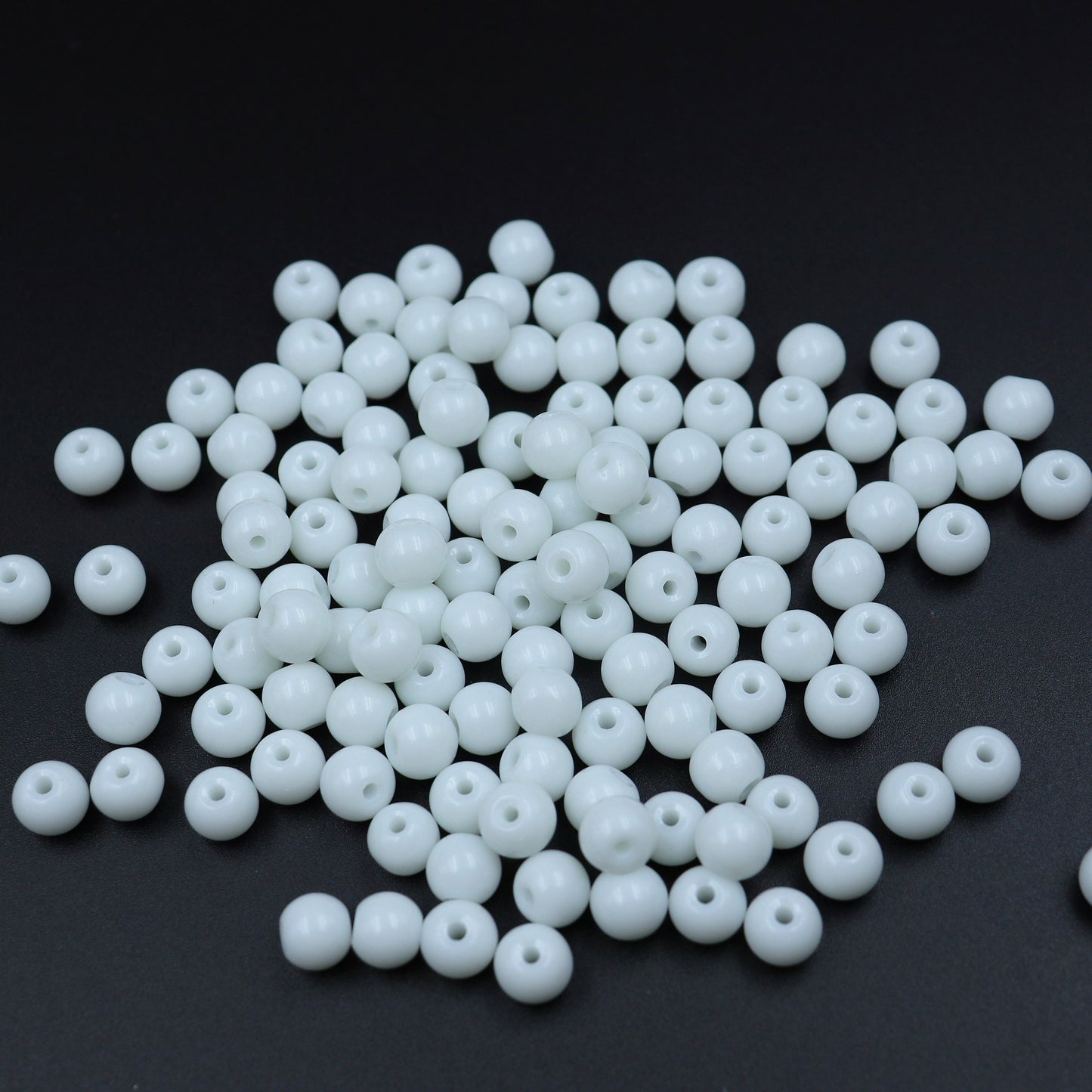 White Round Glass beads of 8mm with Matte Finish, Pack include 200pcs