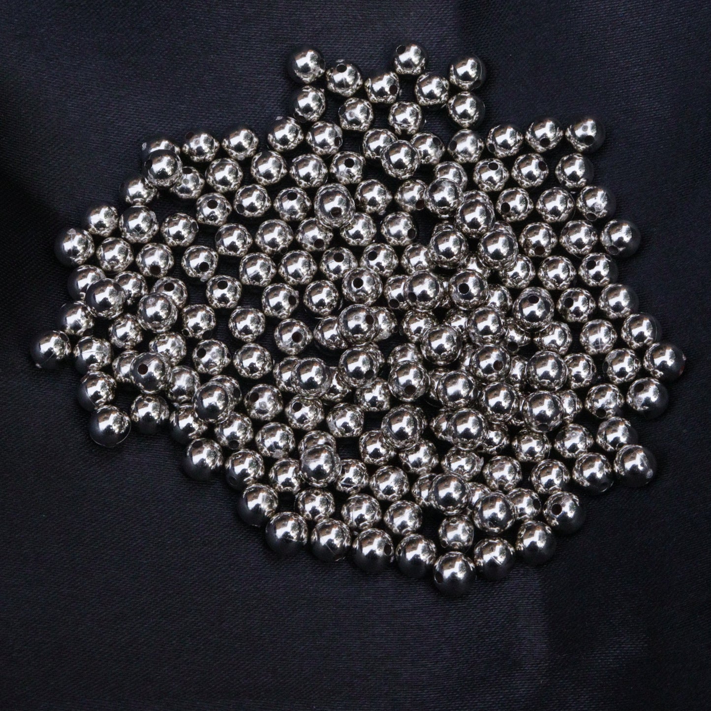 Silver Plastic pearl beads of 6mm for jewelry making, Embroidery work, DIY craft / Pack include 500pcs