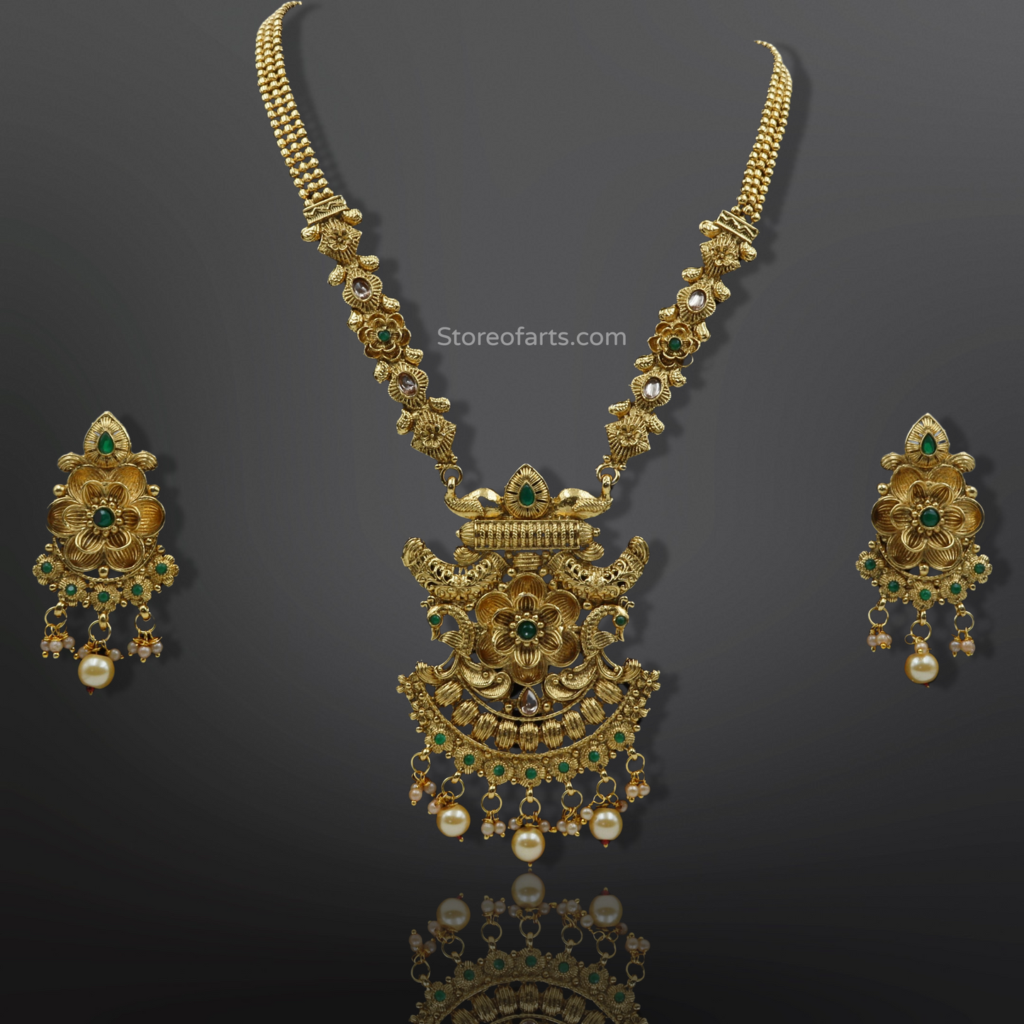 Divine Reverie: Temple-Inspired Necklace Set