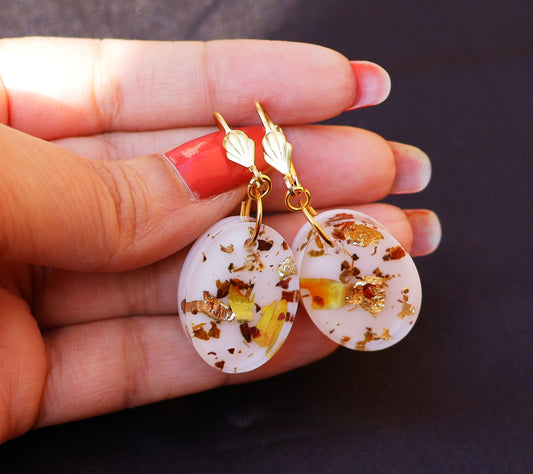 Beautiful Nature inspired oval shape handmade resin earring for women